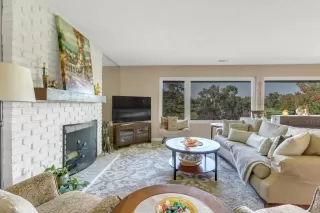 Photo #5: 20059095 Listing 