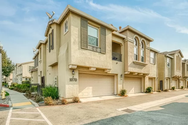 MLS: 20059137 Condo For Sale