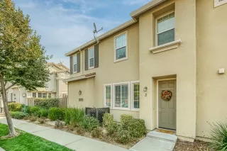Photo #1: 20059137 Listing 