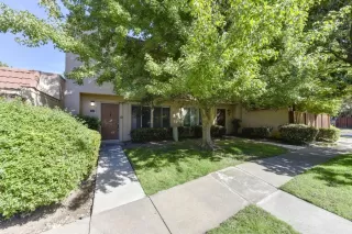 Photo #1: 20059221 Listing