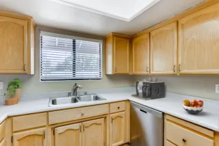 Photo #4: 20059234 Listing 