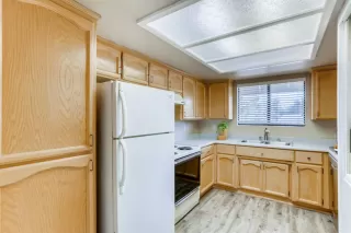 Photo #5: 20059234 Listing 