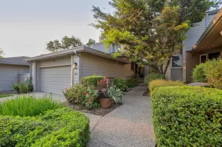 Photo #1: 20059244 Listing 