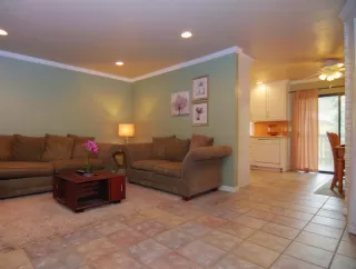 Photo #3: 20059303 Listing 