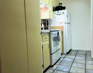 Photo #5: 20059351 Listing