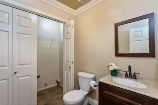 Photo #6: 20059362 Listing