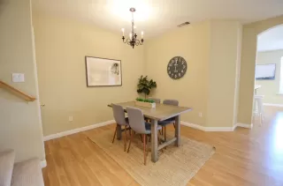 Photo #6: 20059568 Listing