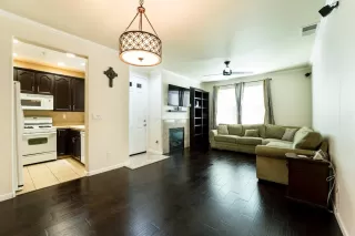 Photo #4: 20059953 Listing 