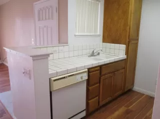 Photo #5: 20060005 Listing 