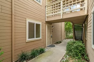 Photo #1: 20060173 Listing