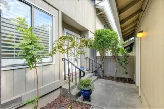 Photo #4: 20060481 Listing