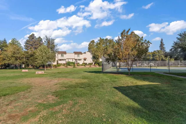 MLS: 20060510 Condo For Sale