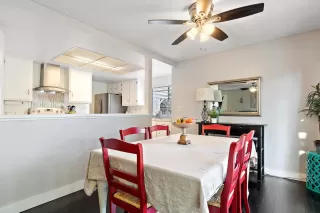 Photo #6: 20060510 Listing