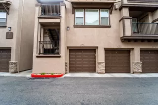 Photo #2: 20060702 Listing