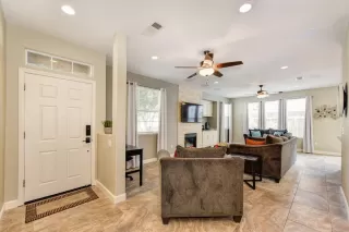 Photo #6: 20061004 Listing 
