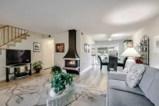 Photo #5: 20061549 Listing