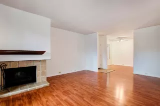 Photo #5: 20061610 Listing 