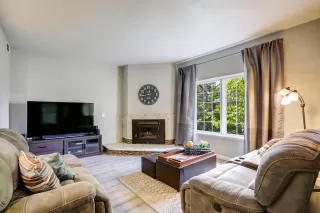 Photo #5: 20061672 Listing 