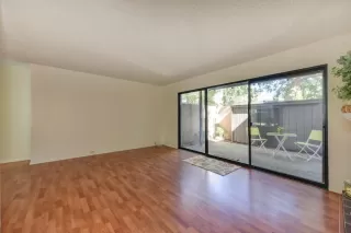 Photo #2: 20061938 Listing 