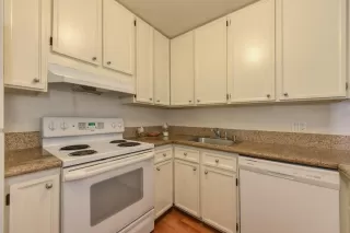 Photo #6: 20061938 Listing 