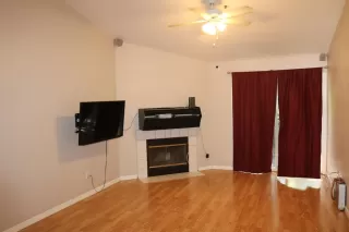 Photo #3: 20061948 Listing