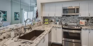 Photo #5: 20061996 Listing