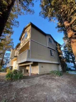 Photo #2: 20062079 Listing