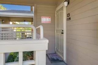 Photo #1: 20062088 Listing