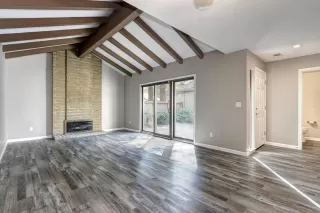 Photo #1: 20062254 Listing