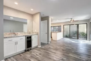 Photo #4: 20062254 Listing