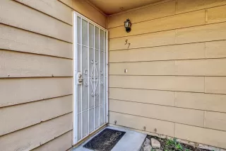 Photo #4: 20062264 Listing