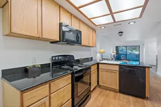 Photo #5: 20062376 Listing 