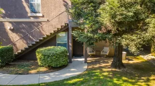 Photo #1: 20062452 Listing