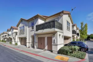 Photo #2: 20062495 Listing