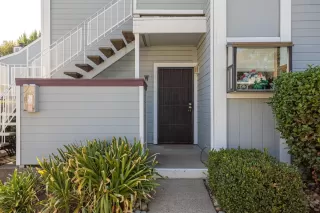 Photo #1: 20062845 Listing 