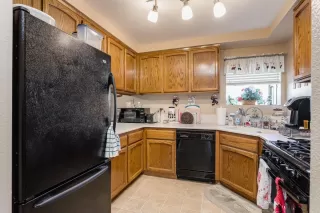 Photo #4: 20062845 Listing 