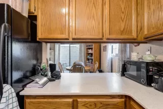 Photo #6: 20062845 Listing 