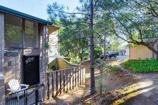 Photo #1: 20062924 Listing