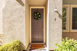 Photo #5: 20062930 Listing