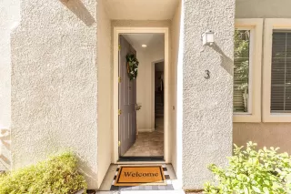 Photo #6: 20062930 Listing