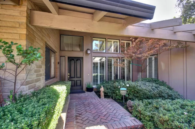 MLS: 20063014 Condo For Sale