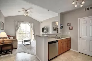 Photo #1: 20063015 Listing 