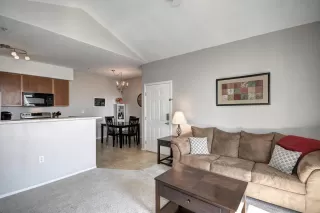 Photo #5: 20063015 Listing 