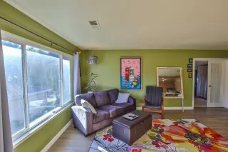 Photo #1: 20063235 Listing