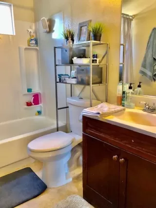 Photo #3: 20063482 Listing