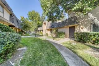 Photo #2: 20063519 Listing