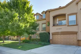 Photo #1: 20063606 Listing 