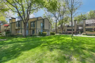 Photo #1: 20063699 Listing