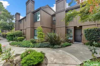 Photo #1: 20063887 Listing