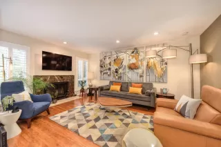 Photo #2: 20063887 Listing